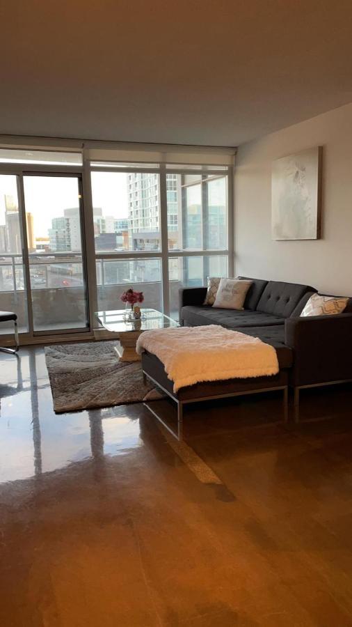 Toronto Downtown Luxurious Stylish 3 Bedroom 3 Bath 2 Balconies Near Rogers Centre Lakeview Condo Экстерьер фото