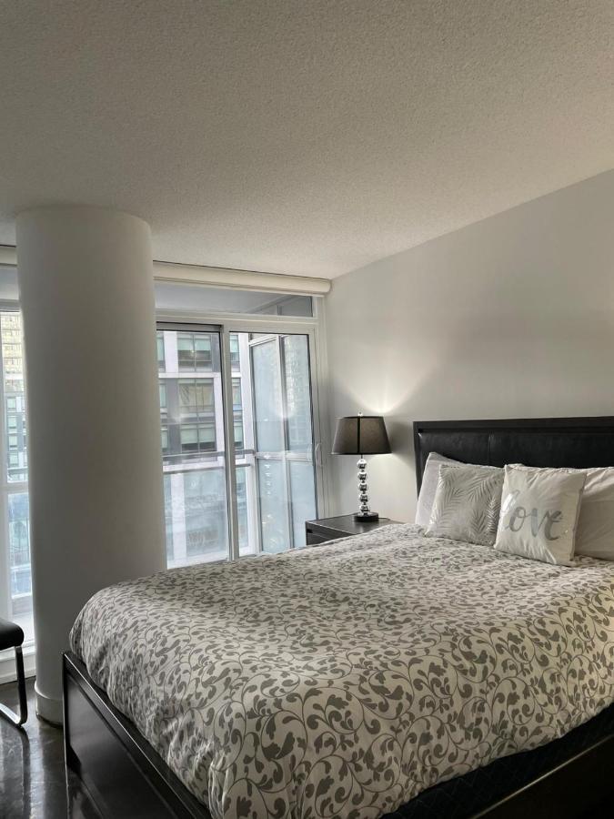 Toronto Downtown Luxurious Stylish 3 Bedroom 3 Bath 2 Balconies Near Rogers Centre Lakeview Condo Экстерьер фото