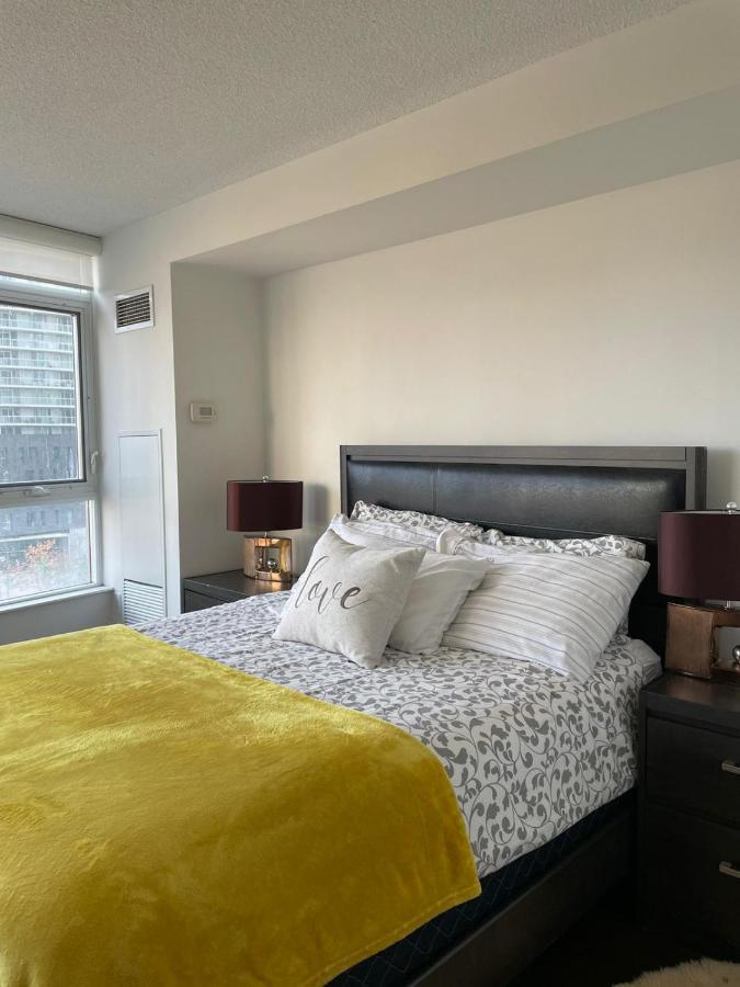 Toronto Downtown Luxurious Stylish 3 Bedroom 3 Bath 2 Balconies Near Rogers Centre Lakeview Condo Экстерьер фото