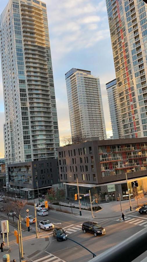 Toronto Downtown Luxurious Stylish 3 Bedroom 3 Bath 2 Balconies Near Rogers Centre Lakeview Condo Экстерьер фото