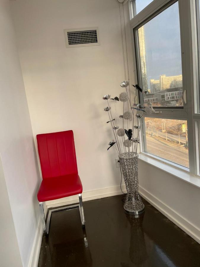 Toronto Downtown Luxurious Stylish 3 Bedroom 3 Bath 2 Balconies Near Rogers Centre Lakeview Condo Экстерьер фото