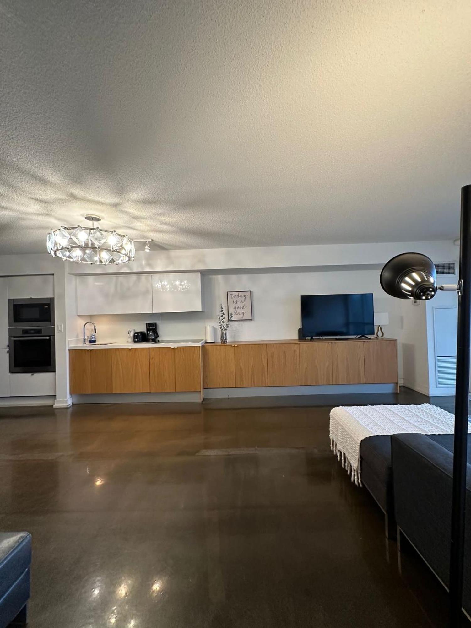 Toronto Downtown Luxurious Stylish 3 Bedroom 3 Bath 2 Balconies Near Rogers Centre Lakeview Condo Экстерьер фото